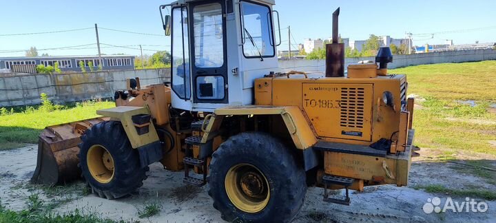 Фронтальный погрузчик амкодор