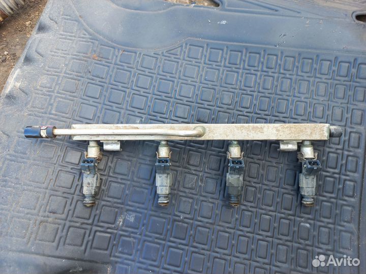 Рампа топливная Форсунки Chery Tiggo T11 1.6 1.8 2