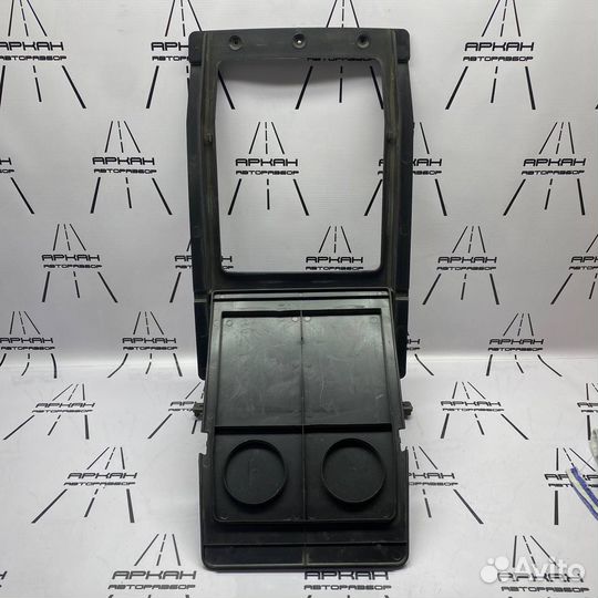 Накладка (опора) заднего подлокотника LADA Priora