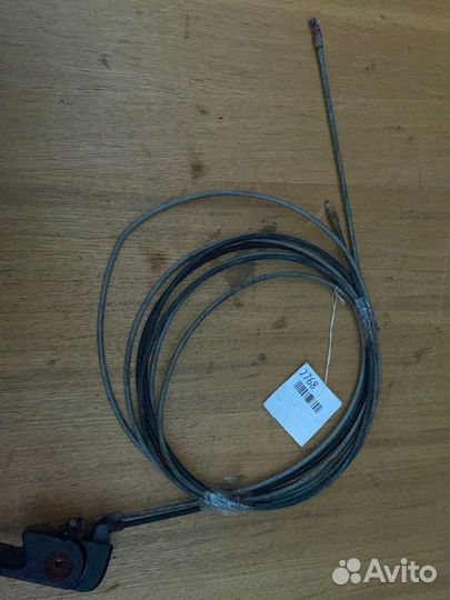 Троса открывания крышки багажника и бензобака в