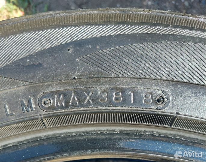 Toyo Tranpath MPZ 215/55 R17 94V