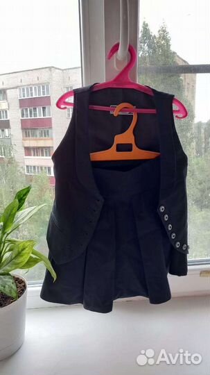 Школьный костюм для девочки 128