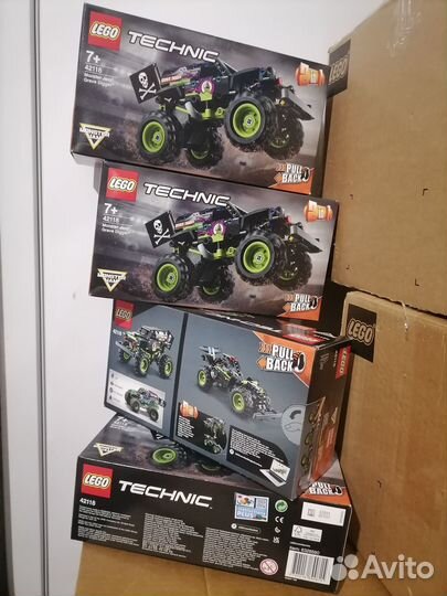 Lego Technic 42118, имеется несколько