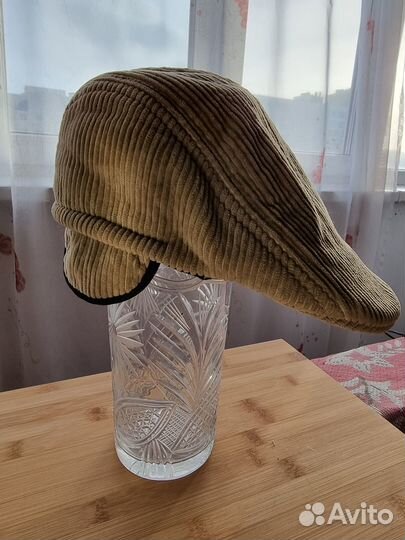 Вельветовая кепка