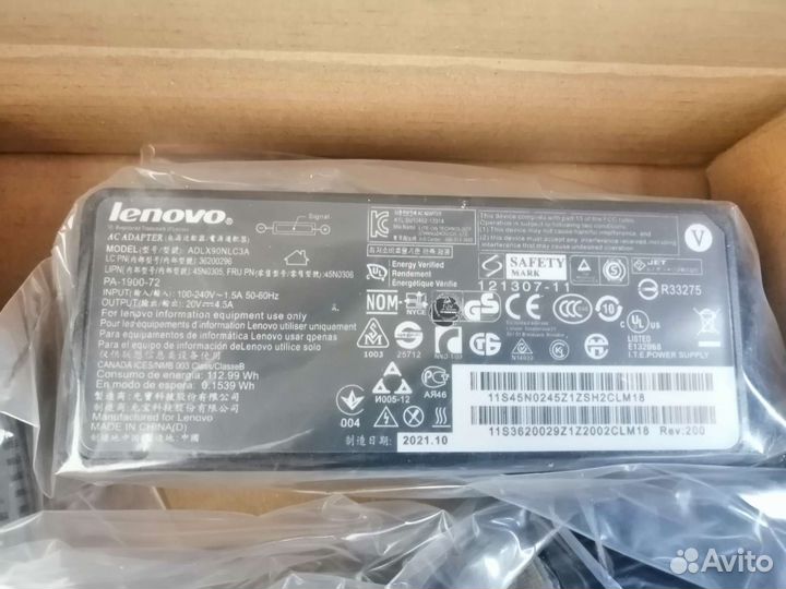 Зарядки к ноутбуку, новые