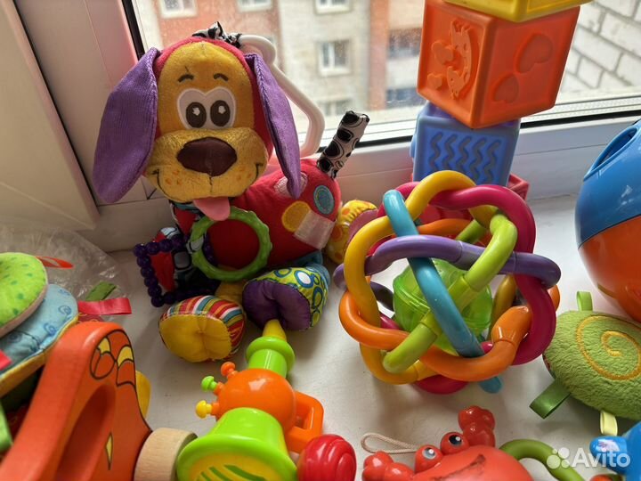 Развивающие игрушки пакетом