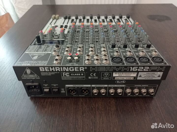 Микшерный пульт behringer xenyx 1622fx