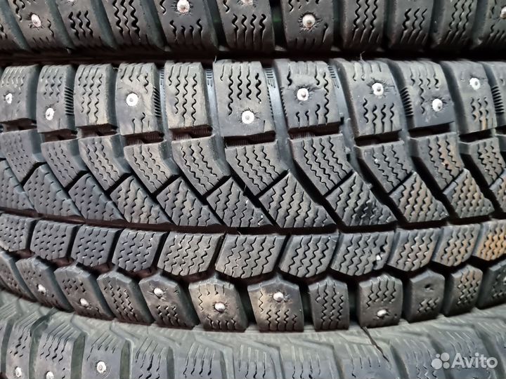 Viatti Brina Nordico V-522 175/70 R14 84T