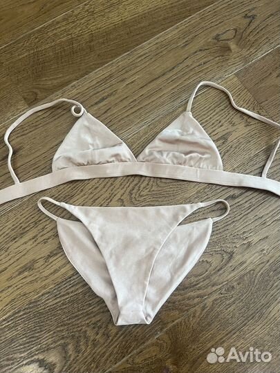 Купальники Guess