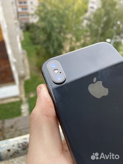 iPhone X, 64 ГБ