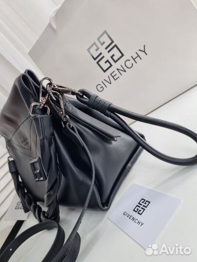 Сумка Givenchy