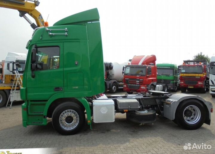 Pазбираем грузовик Mercedes-Benz Actros mpii 2002