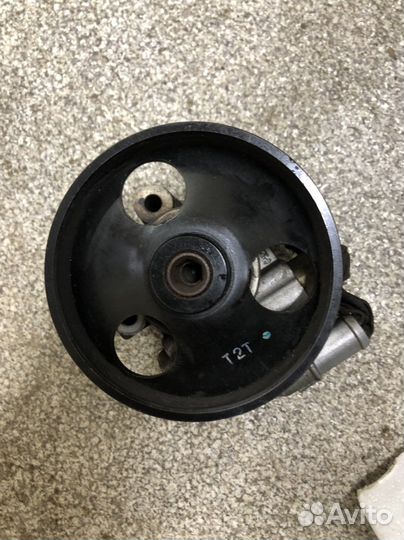 Насос гидроусилителя Chevrolet Cruze