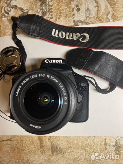 Canon EOS 550d с объективом и сумкой