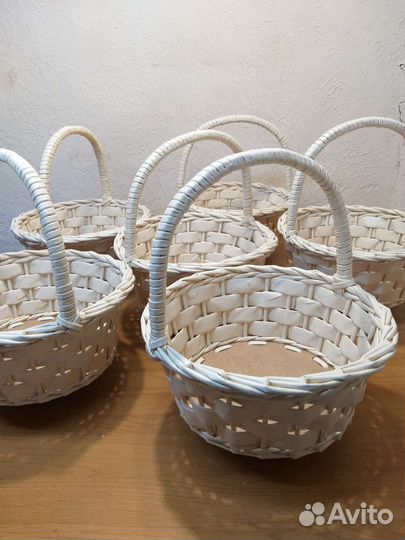 Корзина плетеная для подарков