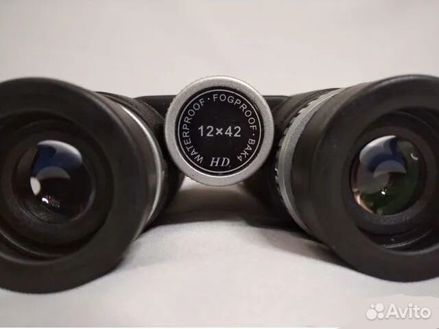 Бинокль 12х42 waterproof fogproof новые разные