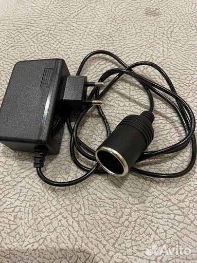 Адаптер сетевой с прикуривателем 220В/12в