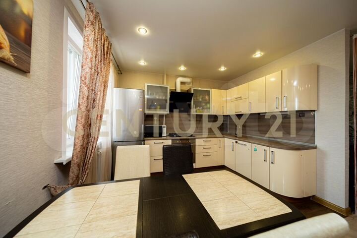 3-к. квартира, 70 м², 6/9 эт.