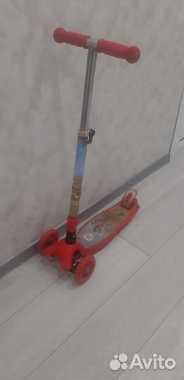 Самокат детский трехколесный