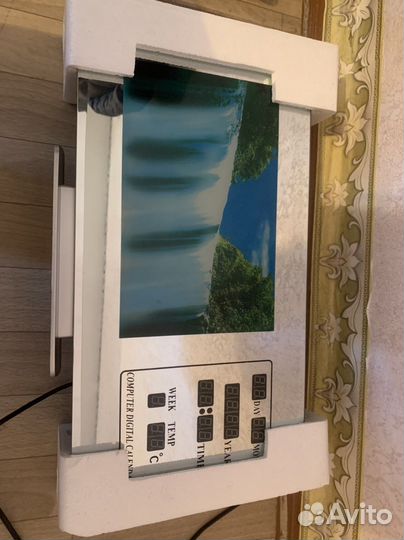 Часы телевизор с шумом моря