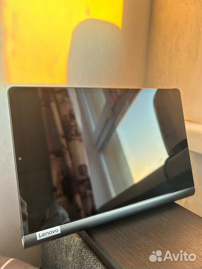 Планшет Lenovo yoga