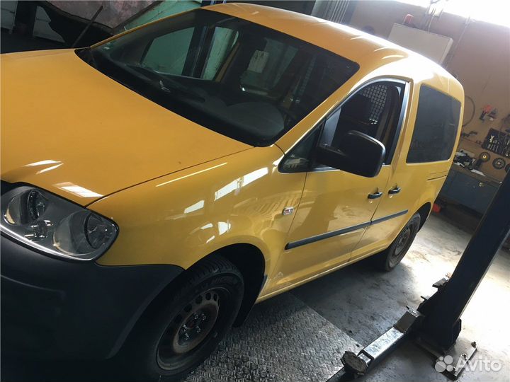 Разбор на запчасти Volkswagen Caddy