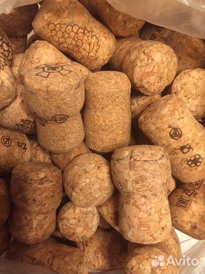 Пробки от шампанского