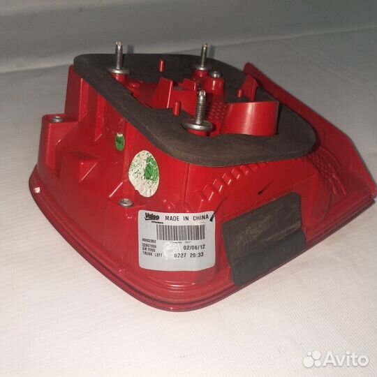 Фонарь задний левый Chevrolet Malibu V300