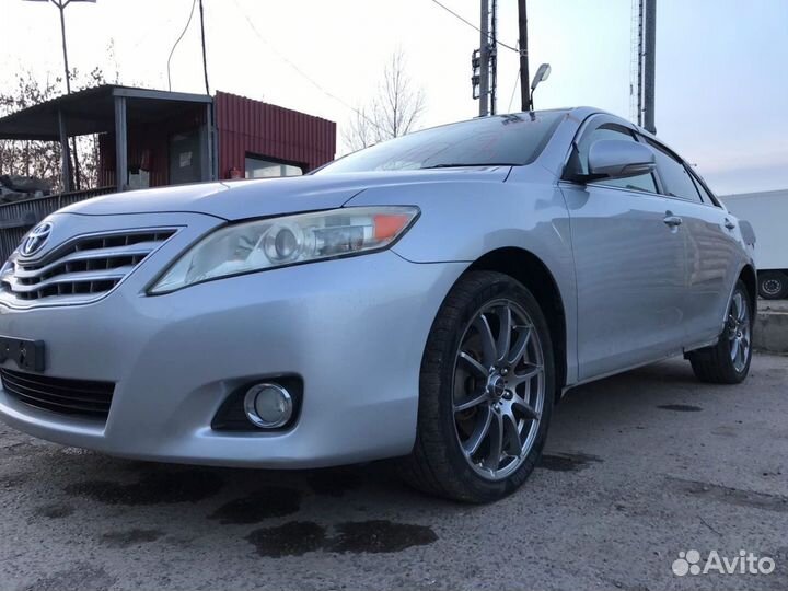 Накладка торпеды, крышка динамика Toyota Camry 200