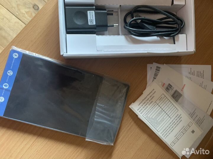 Планшет lenovo tab3 7