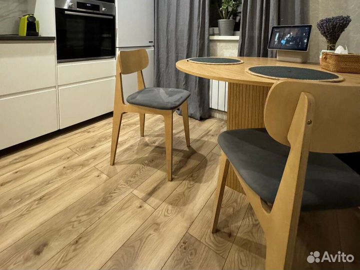 Стул из натурального дерева