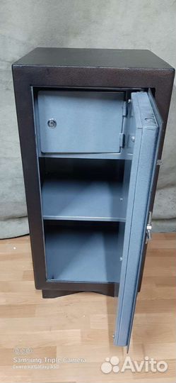 Сейф напольный огнеупорный