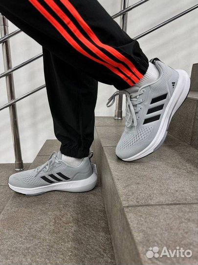 Кроссовки Adidas