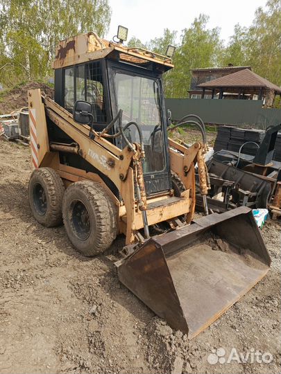Мини-погрузчик Уралвагонзавод ПУМ-500, 2000