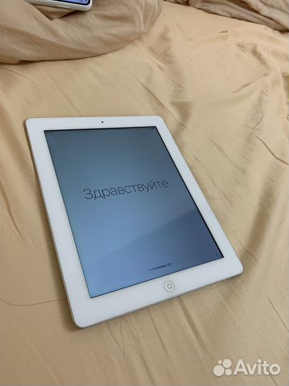 iPad 4 Retina 32gb Wifi+Cellular