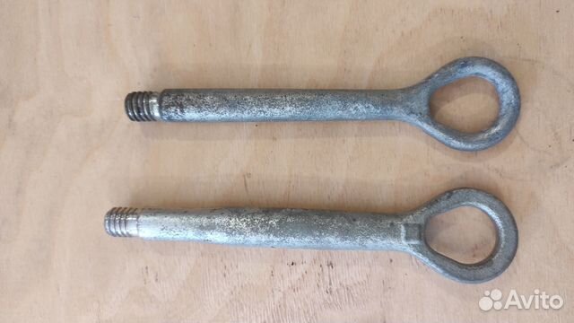 Буксировочный крюк (проушина)