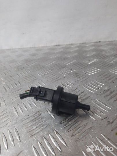 Клапан вентиляции топливного бака Ford Focus