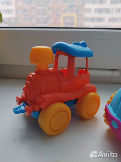 Машинка и паровозик игрушка новая