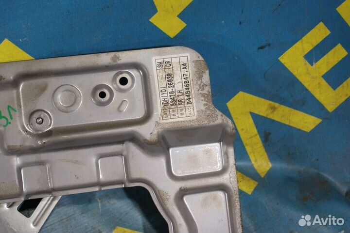 Задний стеклоподъемник Hyundai Santa FE