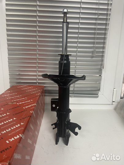 Амортизатор передний GAS R Митсубиси Каризма 95