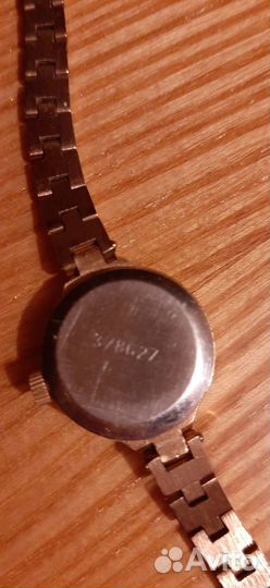 Женские ручные часы