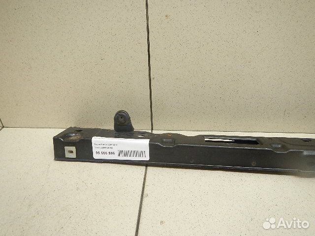 Кронштейн бампера переднего Toyota Tundra 2