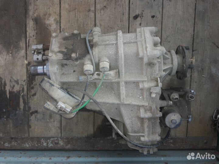 Продам раздаточную коробку