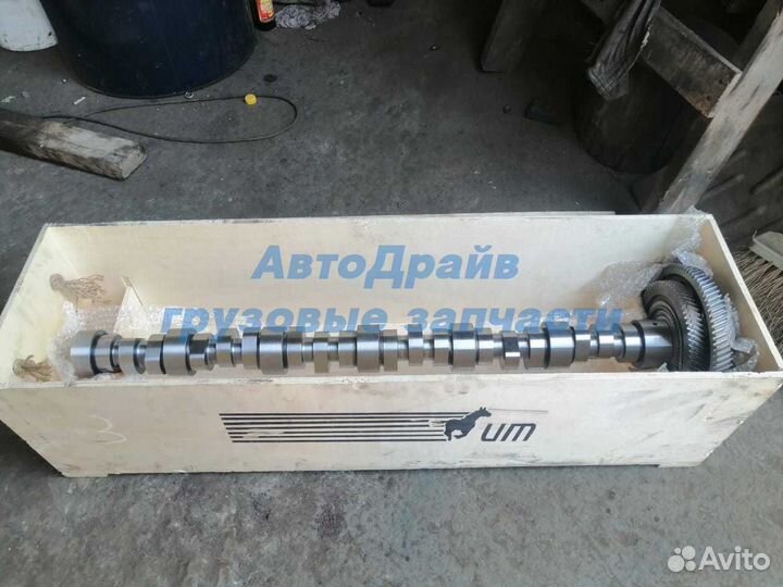 Распредвал Мерседес Аксор двигатель OM457 OM460