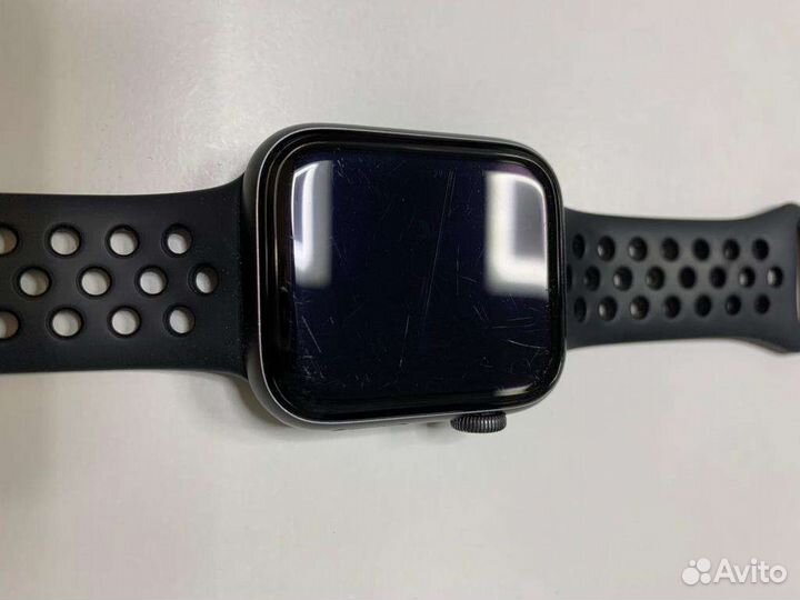 Apple watch 4