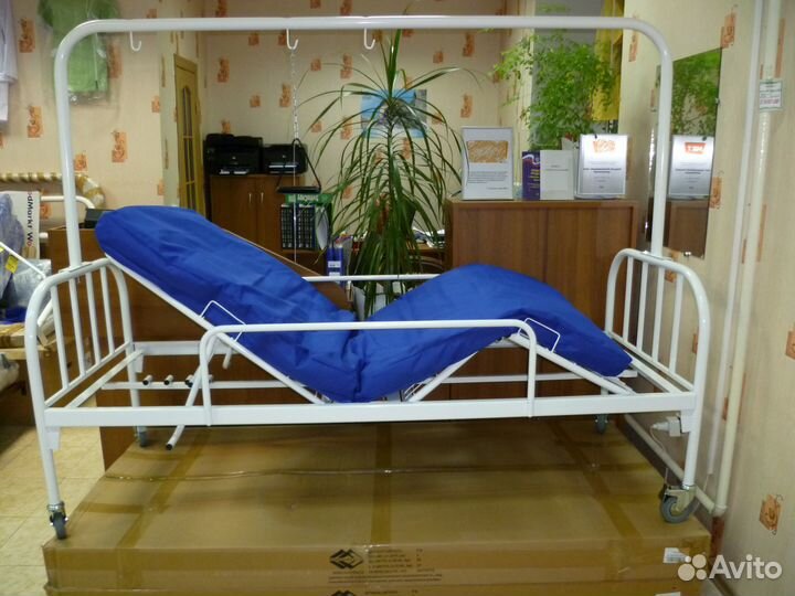 Новая кровать для лежачих больных на ножках