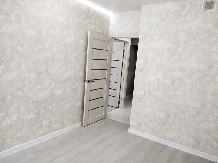 2-к. квартира, 43 м², 3/16 эт.