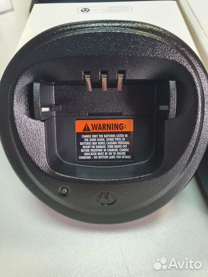 Зарядное устройство для радиостанций Motorola