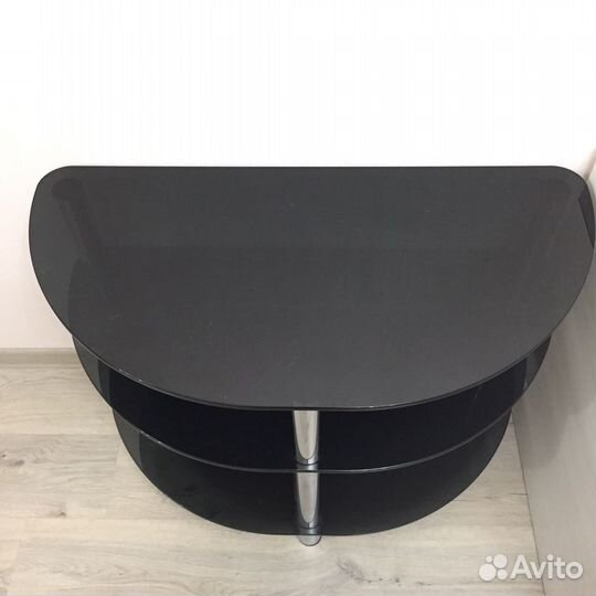 Стеклянная тумба (подставка для телевизора)