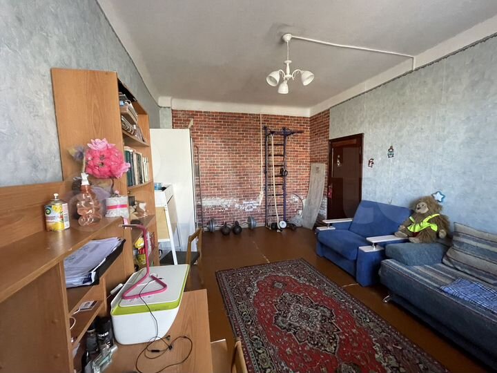 Комната 57 м² в 2-к., 3/5 эт.